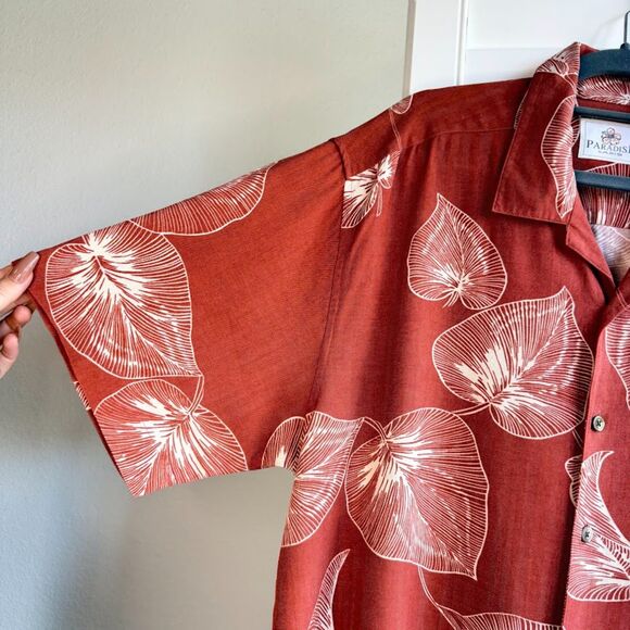 Vintage 100% Silk Button-Down Shirt in Red & White Leaves size L by Paradise - Picture 3 of 7